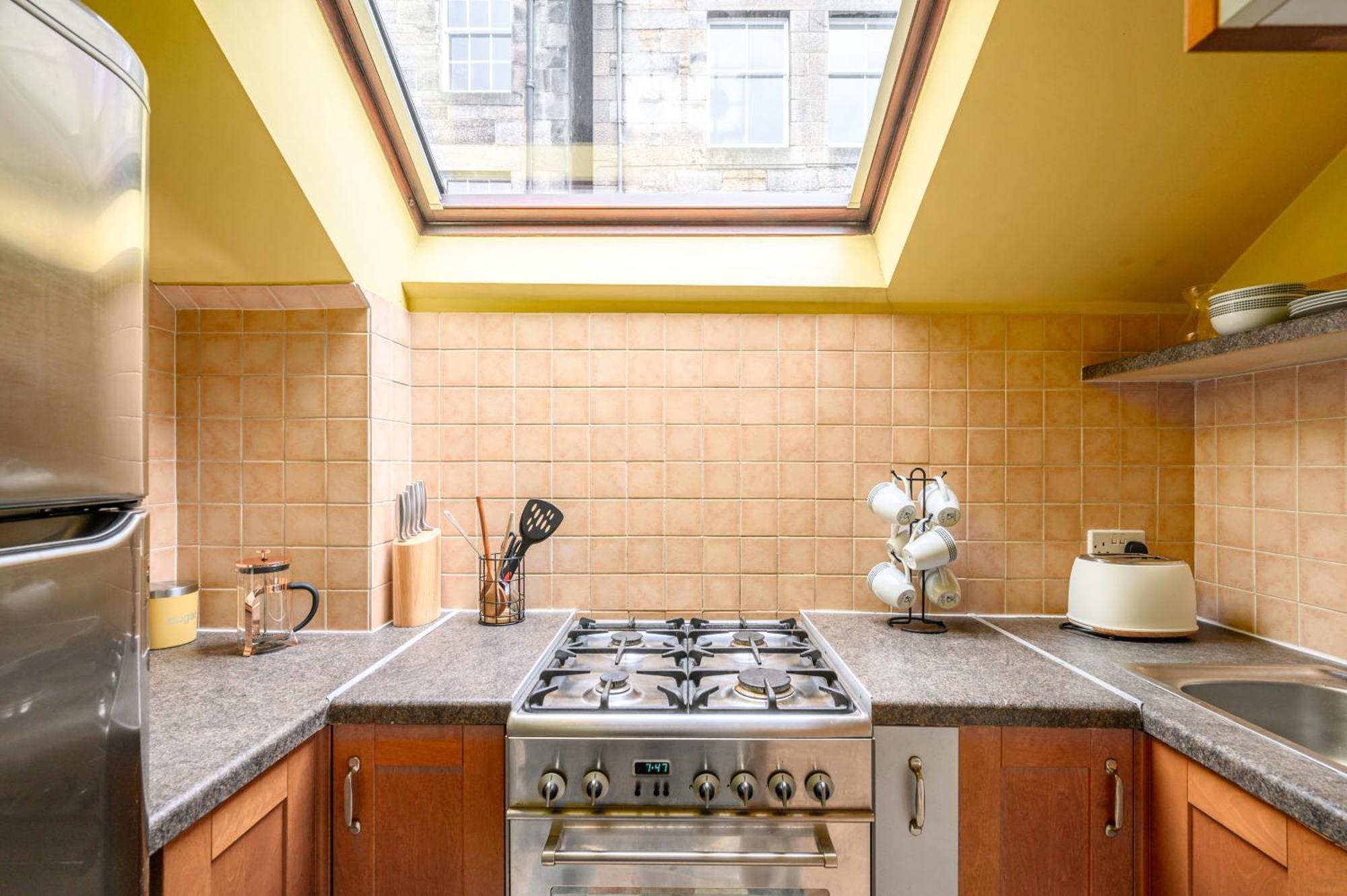 Bright - Central - Sleeps 10 Edimburgo Exterior foto
